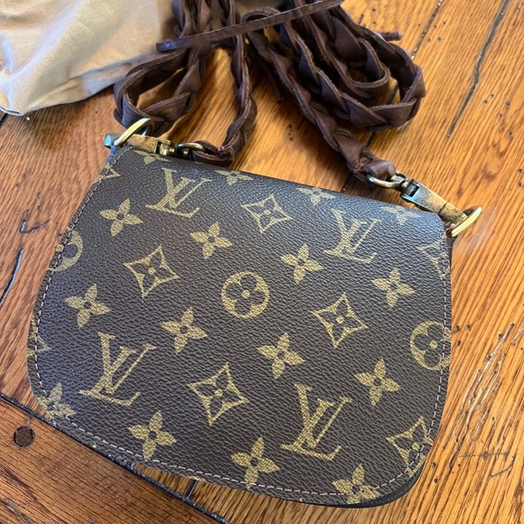 Woman’s Vintage Hobo Bag - Picture 3 of 6